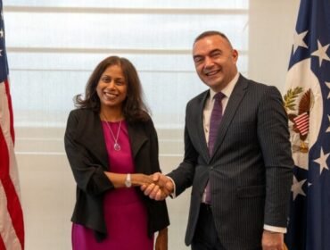 Përforcimi i marrëdhënieve ekonomike Kosovë–SHBA, takohen Prattipati – Rafuna