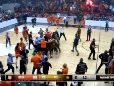 Shpërthejnë grushtet në Prizren, sulmohet basketbollisti i Pejës nga tifozët vendas