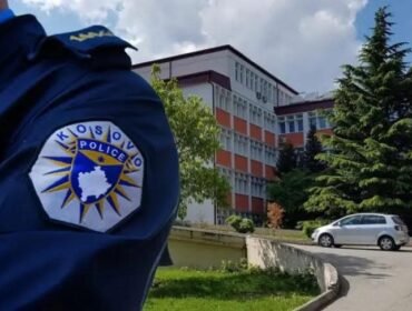 Burrë e grua përleshen mes vete në Deçan, bëhen për spital
