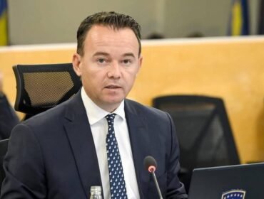 E konfirmuar: Faton Peci po intervistohet nga Prokuroria Speciale