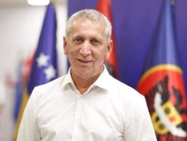 “E ke të sigurtë postin e ministrit të Mbrojtjes”, si u kontaktua Quni nga VV-ja?